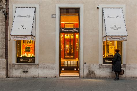 ‭Hausmann & Co.‬ in Via del Babuino 63 00187 Roma.